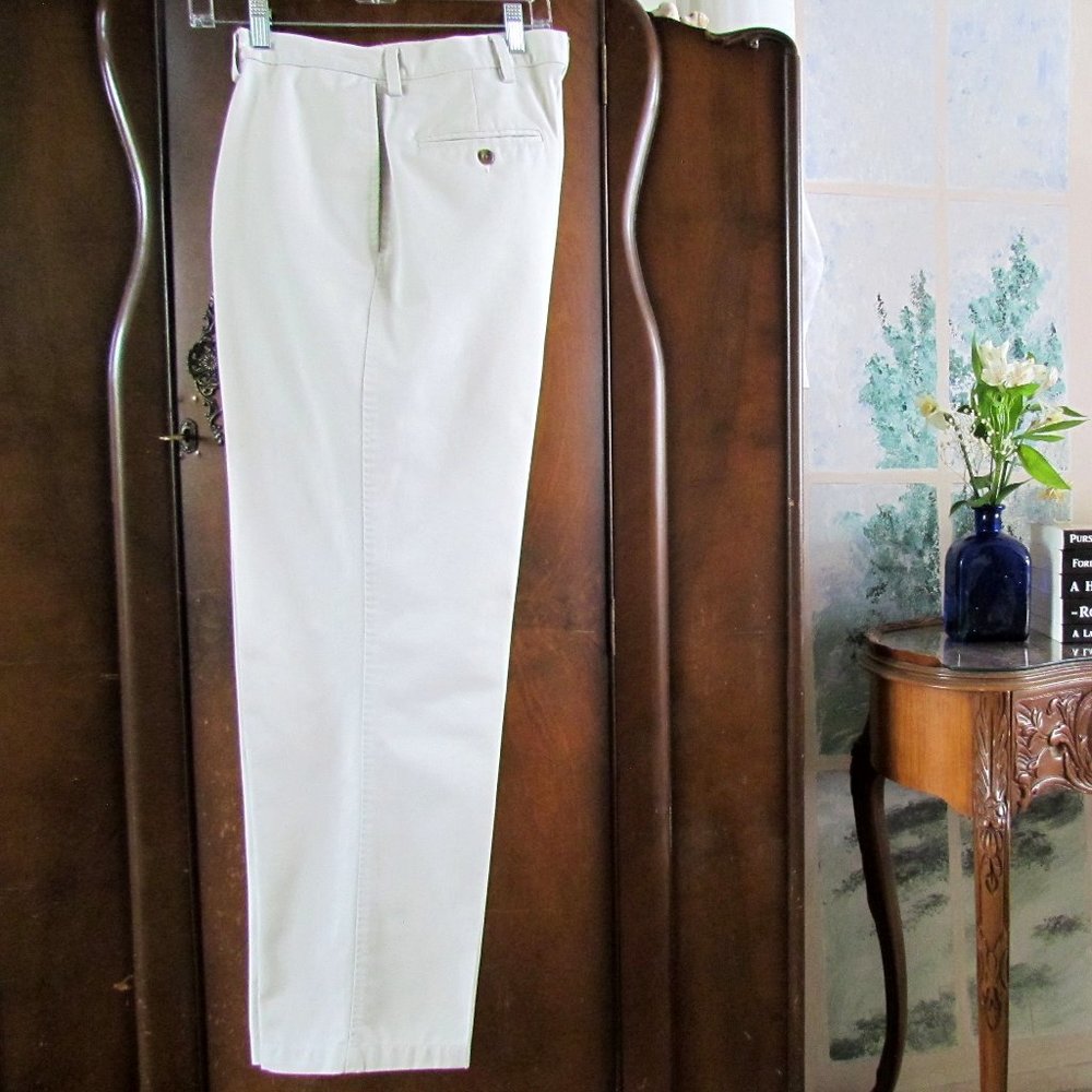 MEN'S 34 x 32 KHAKI PANTS, FLAT FRONT COTTON, LIGHT TAN, BEIGE, CREAM, EUC